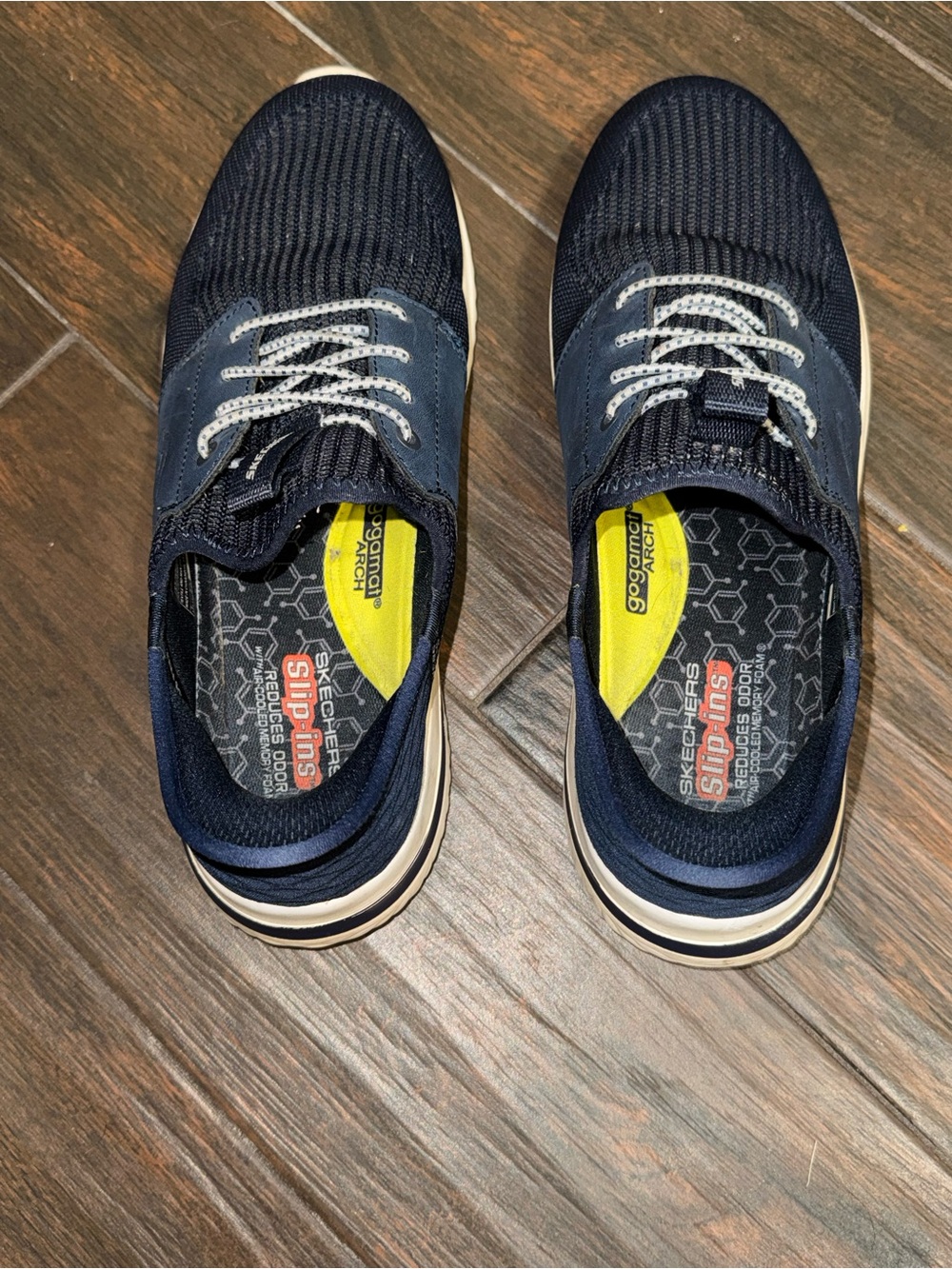Skechers Hands Free Men's Navy and White Athletic Slip-On Sneakers